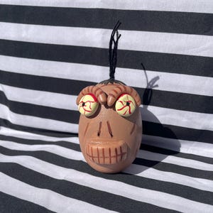 Schrumpfkopf, holz, Beetlejuice, Halloween, Bob, Tonskulptur