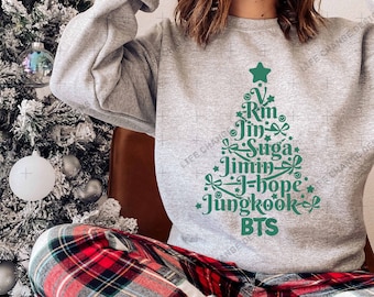 Hässliches BTS Weihnachts-T-Shirt, kpop xmas Sweatshirt, gemütliche BTS-Namen Weihnachtsbaum Vintage alles, was ich für Weihnachten will, ist BTS Hoodie