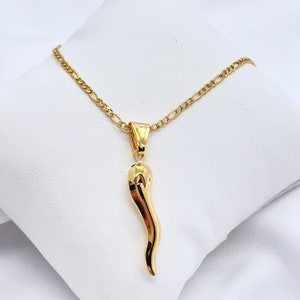 Gold chili hotsell pepper necklace