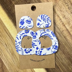 Blue Floral Polymer Clay Earrings: Vintage Style Handmade Jewelry