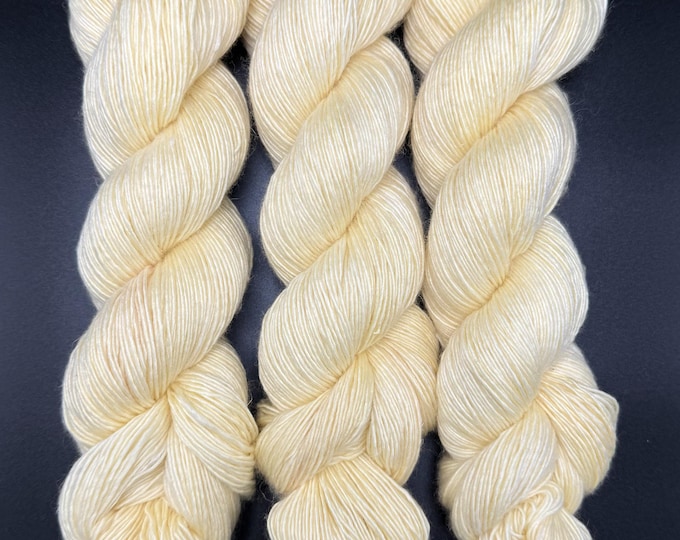 Carnation - Single Ply Merino Linen Fingering Hand Dyed Yarn