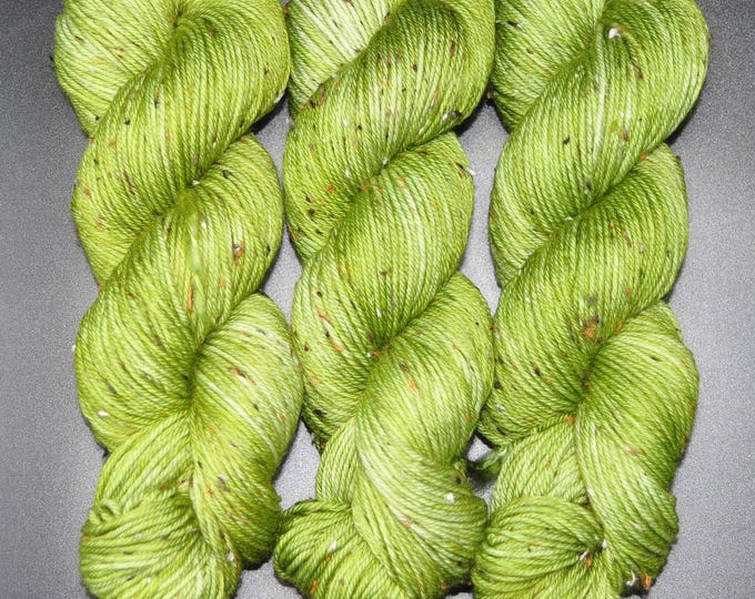 Lichen - Tweed DK Hand Dyed Yarn