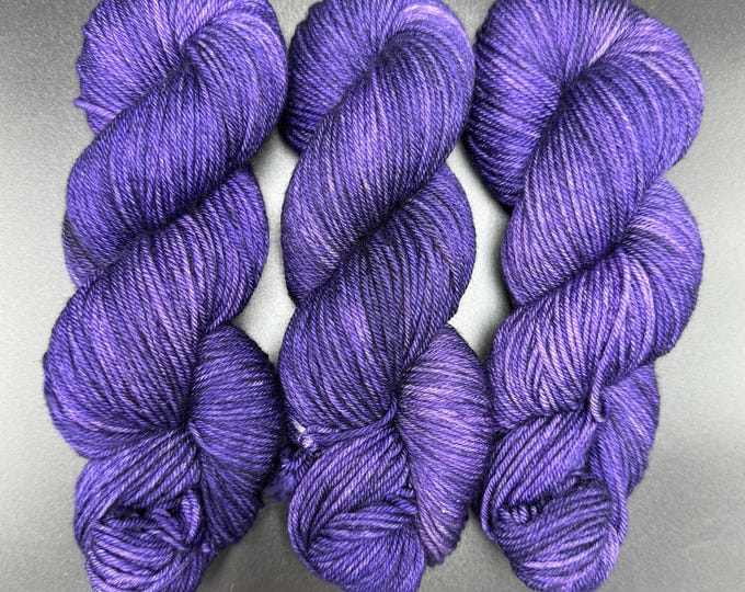 Blackwater Iris - Merino Nylon DK Hand Dyed Yarn