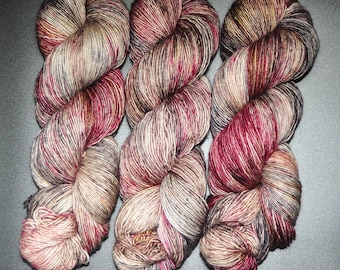Crushed Berry - Single Ply Merino Fingering Hand Dyed Yarn
