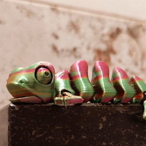 Caméléon Articulé Animal articulé Jouet de bureau Soulagement de l'anxiété Doux image 3