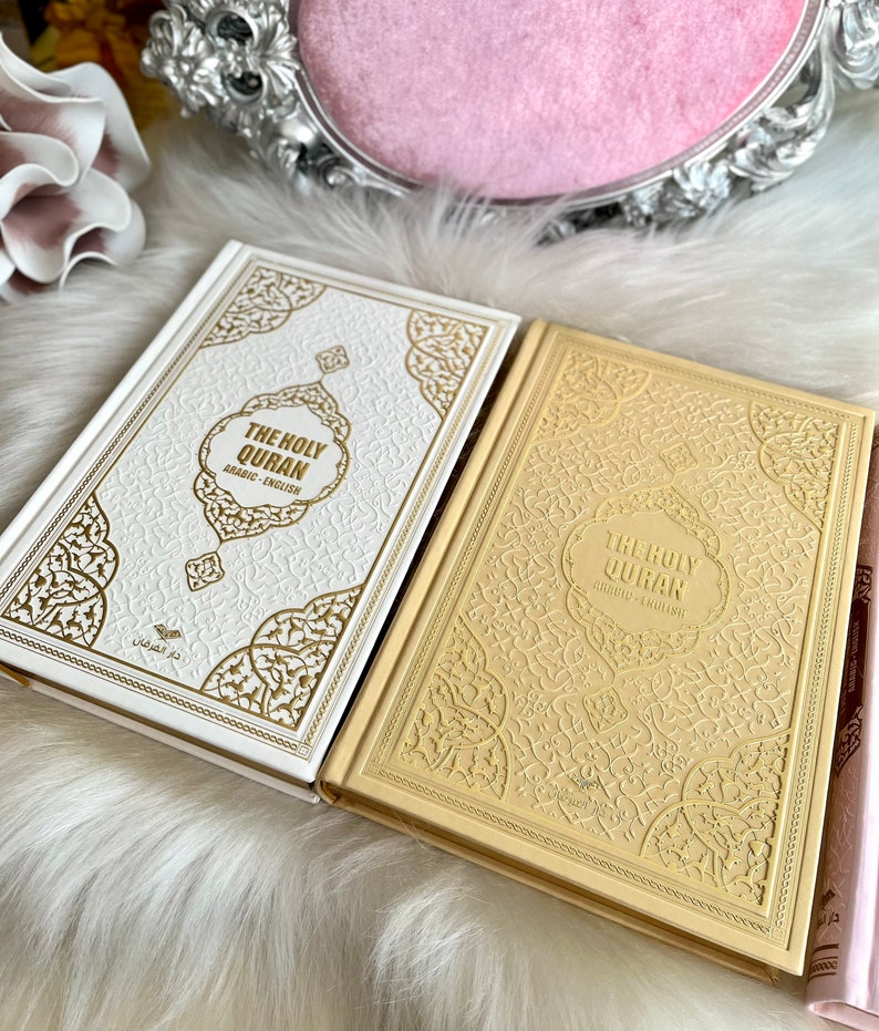 White English Quran, Ramadan Gift, Islamic Eid Gift, English Thermo Leather Pink Quran Set, Prayer Rug, Crystal Tasbih, Translate Quran Gift image 5