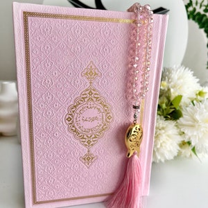 Set regalo in pelle rosa con Corano arabo, tappeto da preghiera, Tasbih di cristallo