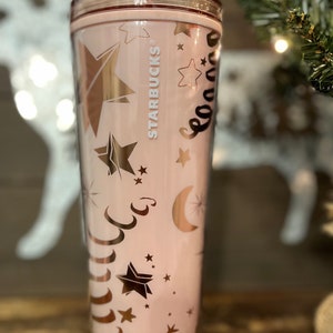 STARBUCKS Christmas Siren Logo Reusable Plastic Red Cold Cup  24 Fl Oz Festive Holidays: Tumblers & Water Glasses