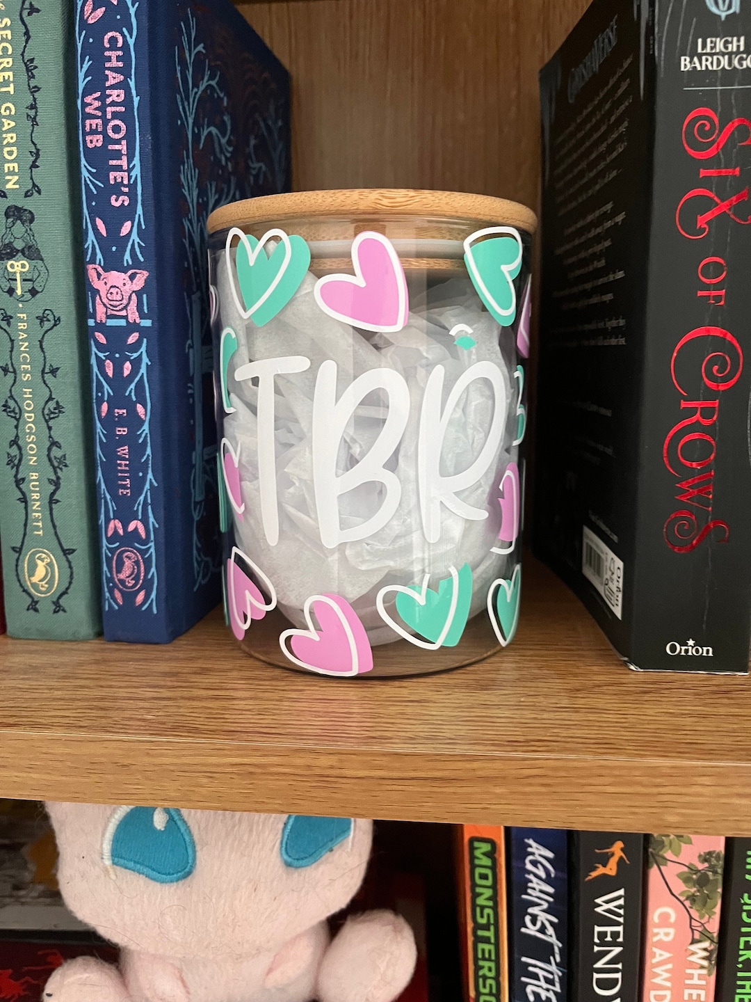 TBR Jar – Heart Bookshelf Decor, Reader Gift - Etsy