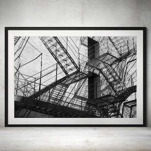 Scala antincendio d'epoca del teatro di Chicago, fotografia urbana storica, stampa in bianco e nero, arte murale di Chicago, arredamento del centro per casa o ufficio