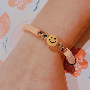 Aesthetic smiley bracelet
