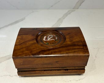 Boîte à Musique Ancienne Laquée – Boîte à Bijoux Vintage, Parfaite Pour Collection Ou Décoration