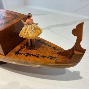 cigarette boat wood wooden 33ft Brown & Bassett Gentleman's Racer Antique Boats for Sale |