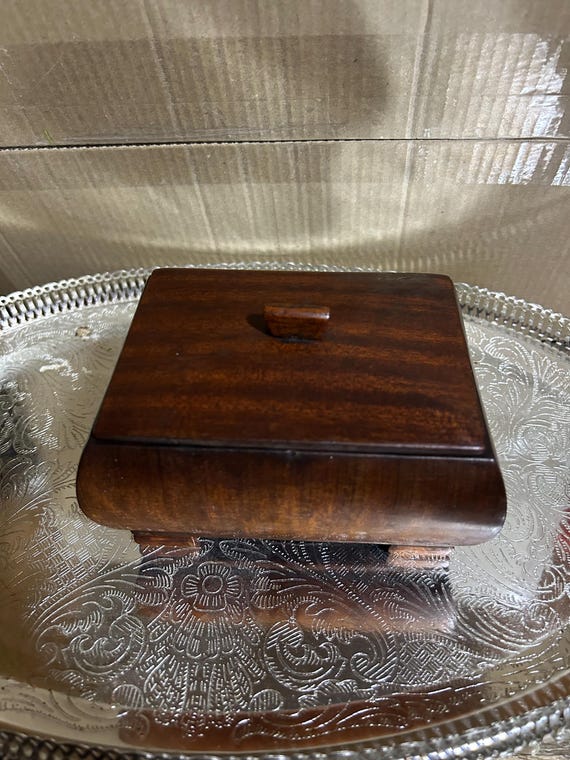 cigarette pull 3125. Apart Plastic Case w/ Dividers (12PC)  Sunshine Wholesale Lighters Perfectly tailored for sophistication. Wooden Cigarette Dispensing Box, Slanted