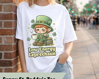 Maglietta Leprechaun a basso consumo energetico, maglietta Spoonie divertente per il giorno di San Patrizio, umorismo sulle malattie croniche, maglietta contro l'affaticamento mentale