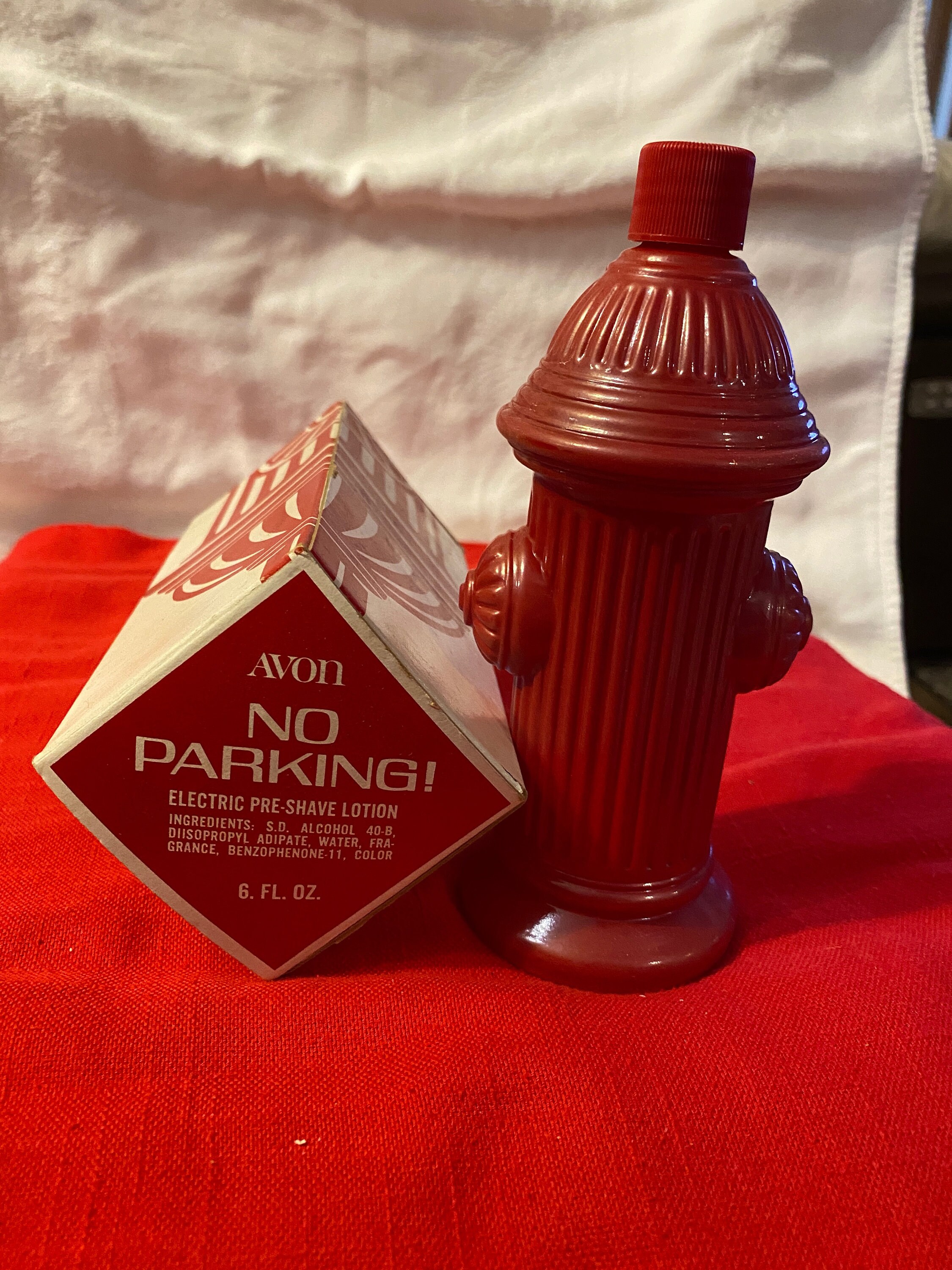 Avon Vintage No Parking Fire Plug Decanter With Electric Pre Shave