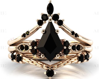 Unique Black Onyx Engagement Ring Set Kite Shaped Black Onyx Antique Wedding Ring Set For Women Art Deco Black Onyx Unqiue Bridal Ring Set