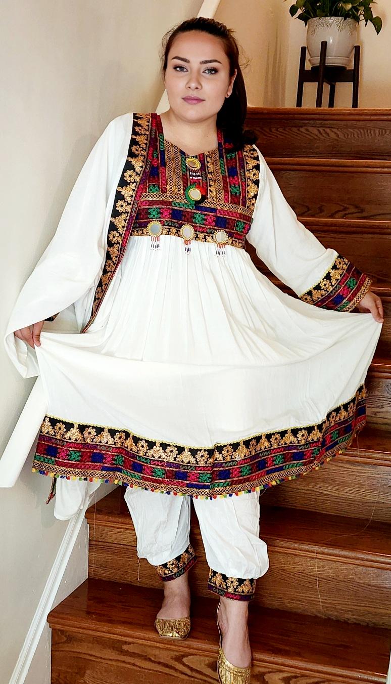 Afghan Kuchi Dress アフガニスタン　ドレス Afghan Kuchi Embroided Dress Including Shirt, Trouser and