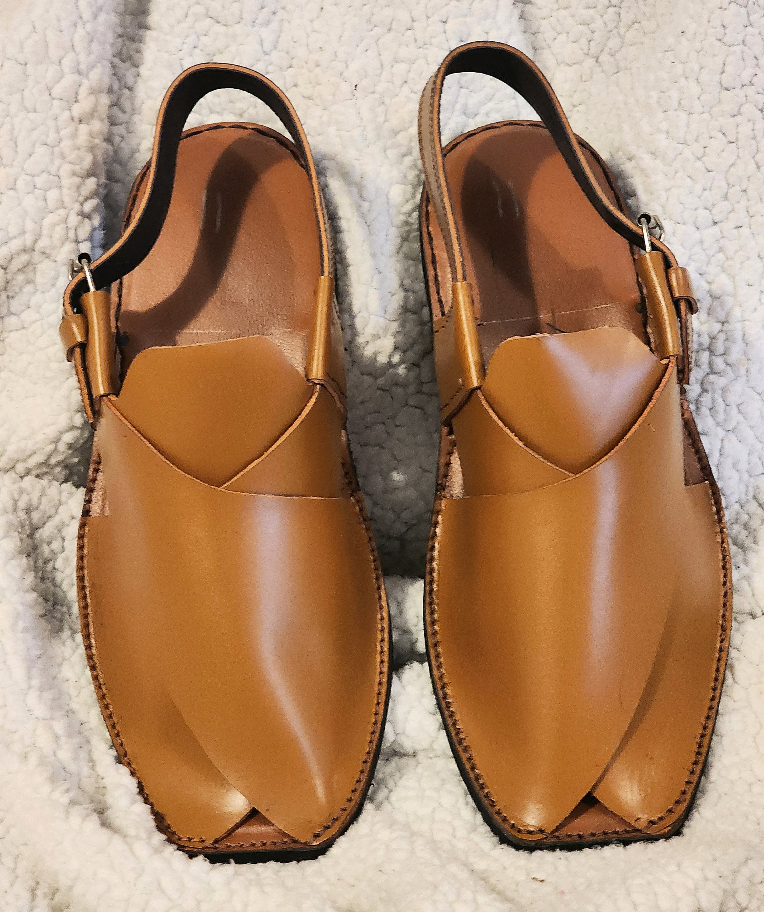 sri leather chappal