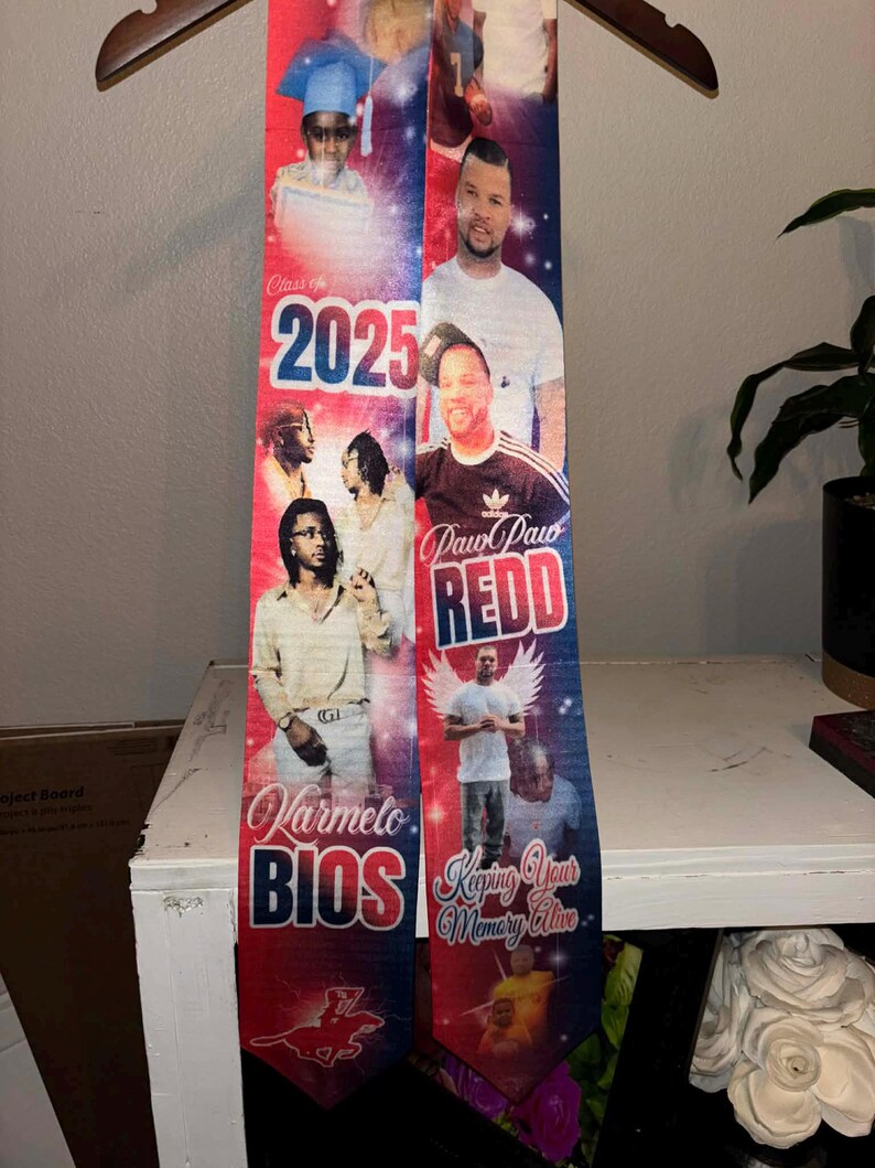 Staffelung 2026 Benutzerdefinierte Pakete | Personalisierte Grad T-Shirts, Stolen & Geschenke | Irie Vybyz Zoll Bild 9