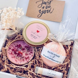 Christmas Gift For Her * Luxurious Spa Gift Set * Self-Care Pamper Box with Soy Candle* Teachers Appreciation Gift * Custom Thank You Gifts