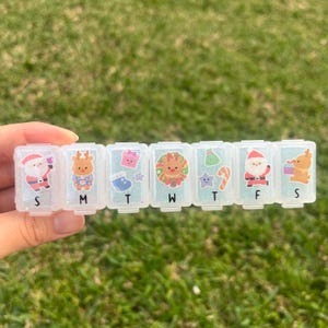 Christmas Container DETACHABLE | 7 Day Pill Container Organizer