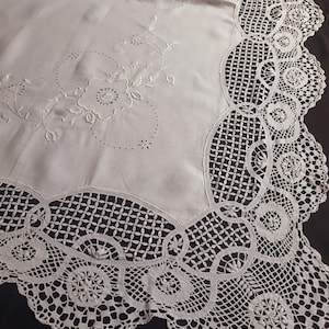 large tablecloth / table cloth with Richelieu embroidery and lace made of linen