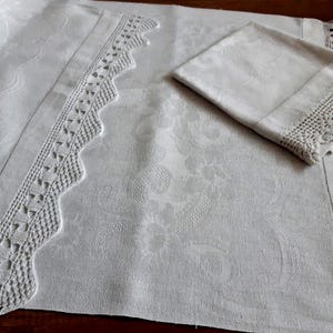 2x runners table runners long decorative cloths with lace