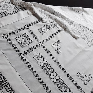 Elegant middle blanket hemstitch
