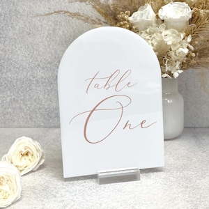 Tafelnummer acryl boog - witte tuin