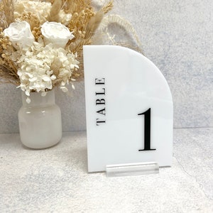 Half Arch Table Number - Bodoni