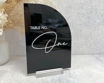 Half Arch Table Number - Andrea