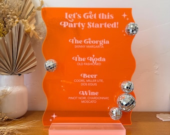 Retro Groovy acryl barmenu met 3D-discobalaccenten