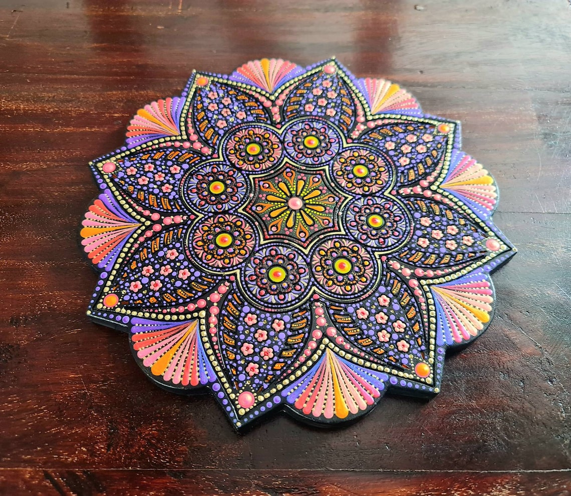 Großes Blumen-mandala Mit Metallic-effekten - Etsy