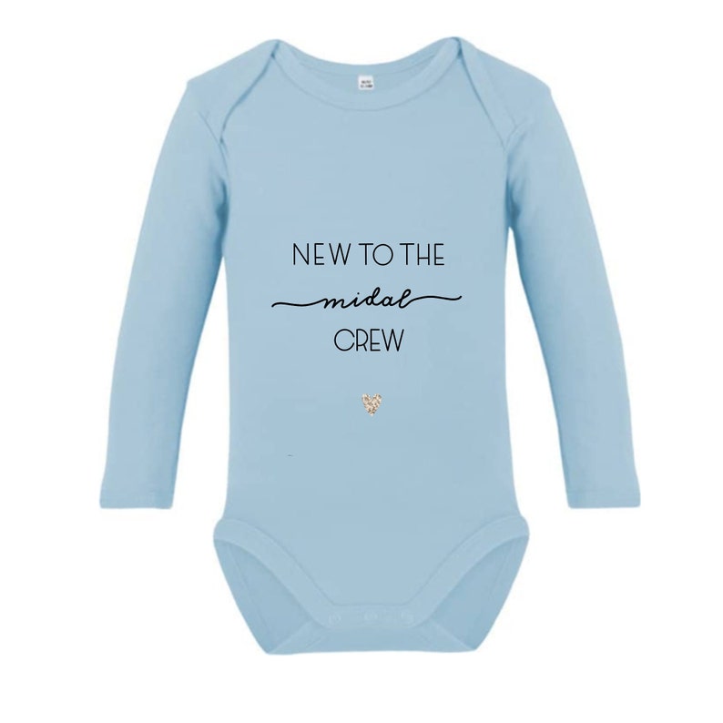 Babybody New to the Crew langarm mit Name personalisiert/ Baby/ Schwangerschaft verkünden/ Geschenk zur Geburt/ Babygeschenk/ Glitzerherz Bild 6