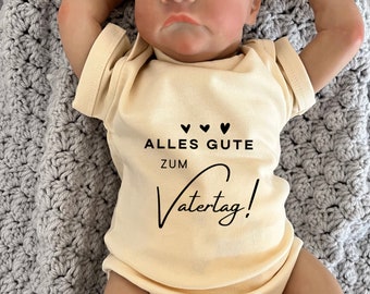 Alles Gute zum Vatertag/ Vatertagsgeschenk/ Babybody Vatertag mit Herzen/ Geschenk für den Babypapa/ Babygeschenk/ Geschenk Neugeborenes