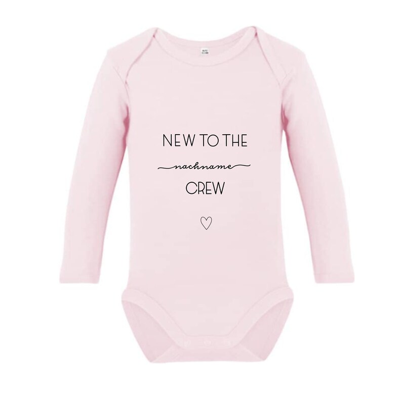 Babybody New to the Crew langarm mit Name personalisiert/ Baby/ Schwangerschaft verkünden/ Geschenk zur Geburt/ Babygeschenk/ Glitzerherz Bild 4