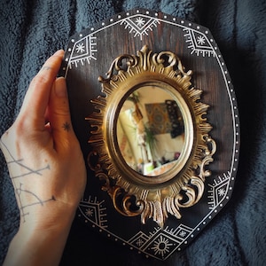 miroir ancien sorcière gothique sombre decoration image 1