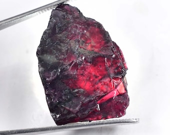 AAA+ 67.35 Ct Very Rare Natural Red Painite Rocks Rough Unheated Burmese Facet (GIT) Certified Very nice Quality 29.69 x 22.18 x 10.12 mm
