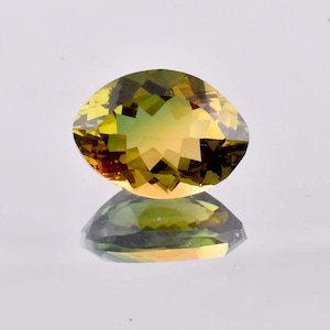 19 x 14 mm Flawless 14.70 Ct 100% Natural Yellow Green Bi-Color Tourmaline Oval Cut Loose Gemstone BOMB Fire Heart Touching GIT Certified