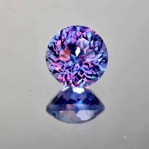 15 x 15 mm Flawless 20.50 Ct Natural Lustrious Blue Tanzanite Master Concave Cut, (GIT) Certified Heart'Touching Hi-End Glamorous Gemstone