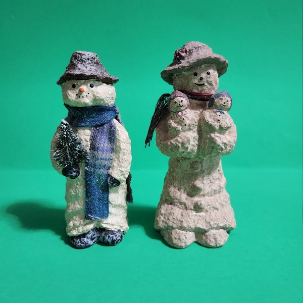 Set of 2 Linda Linquist Baldwin Snowman Figurines Featuring a Snowman Family, Enesco Corp, 1990s  **Free Shipping**