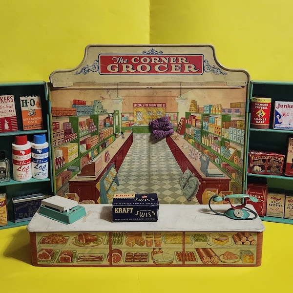 1940's Wolverine The Corner Grocery Tin Playset With 30 Individual Pieces