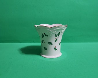 Lenox Holiday Dimension Collection Small Vase/Candleholder  **Free Shipping**