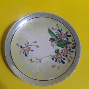 Porcelain/China Handpainted Lusterware Plate Featuring a Hummingbird and Flowers with Gold Accents, Made in Japan  **Free Shipping**