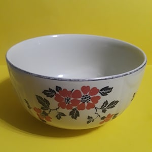 Ceramic Cream Colored Bowl with Red Flowers and Black Leaves, Hall&#39;s Superior Quality Kitchenware, Made in U.S.A.  **Free Shipping**