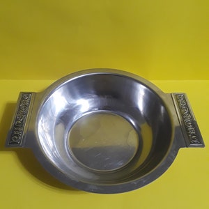International Decorator Stainless 18-8 Bowl with Designed Handles  **Free Shipping**