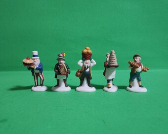 Conjunto de 5 accesorios de aldea "Elfos madrugadores" de la colección Heritage del Departamento 56