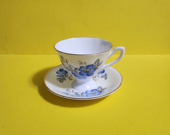 Bone China Teacup and Saucer Set Featuring a Blue Floral Design, Made in England  **Free Shipping**