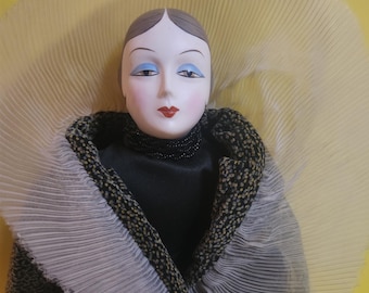 Martine Monet "Les Demoiselles de la Belle Epoque" Porcelain Flapper Doll by Charles A. Berry  **Free Shipping**